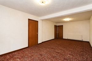 Lounge/Diner- click for photo gallery